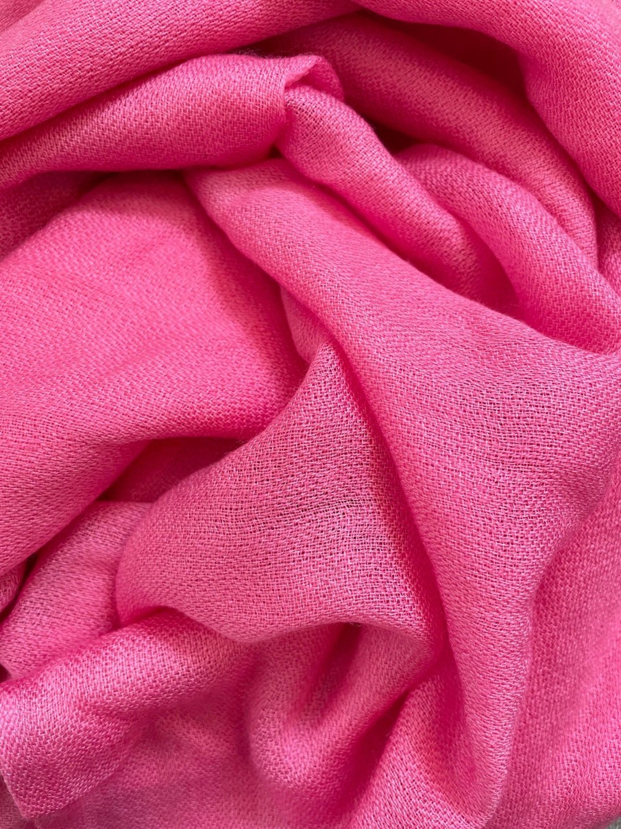 Women Ochre Cashmere Gloves & Hats And Scarves | Ochre Cashmere And Fine Wool Blend Wrap Scarf In Bright Pink Fw06P