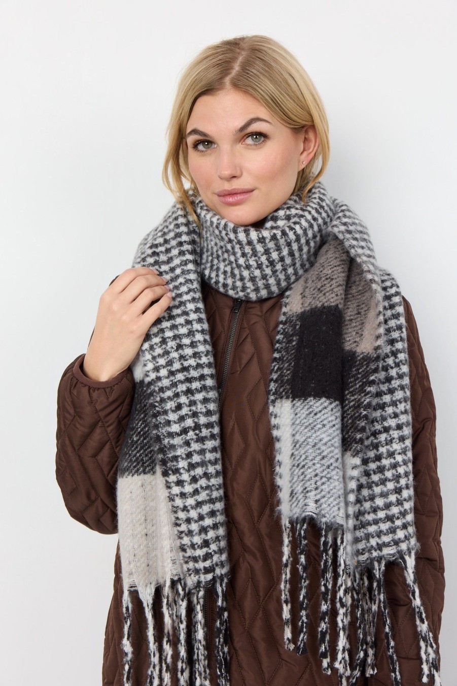 Women Soya Concept Gloves & Hats And Scarves | Soya Concept Mitta Scarf In Black 51211